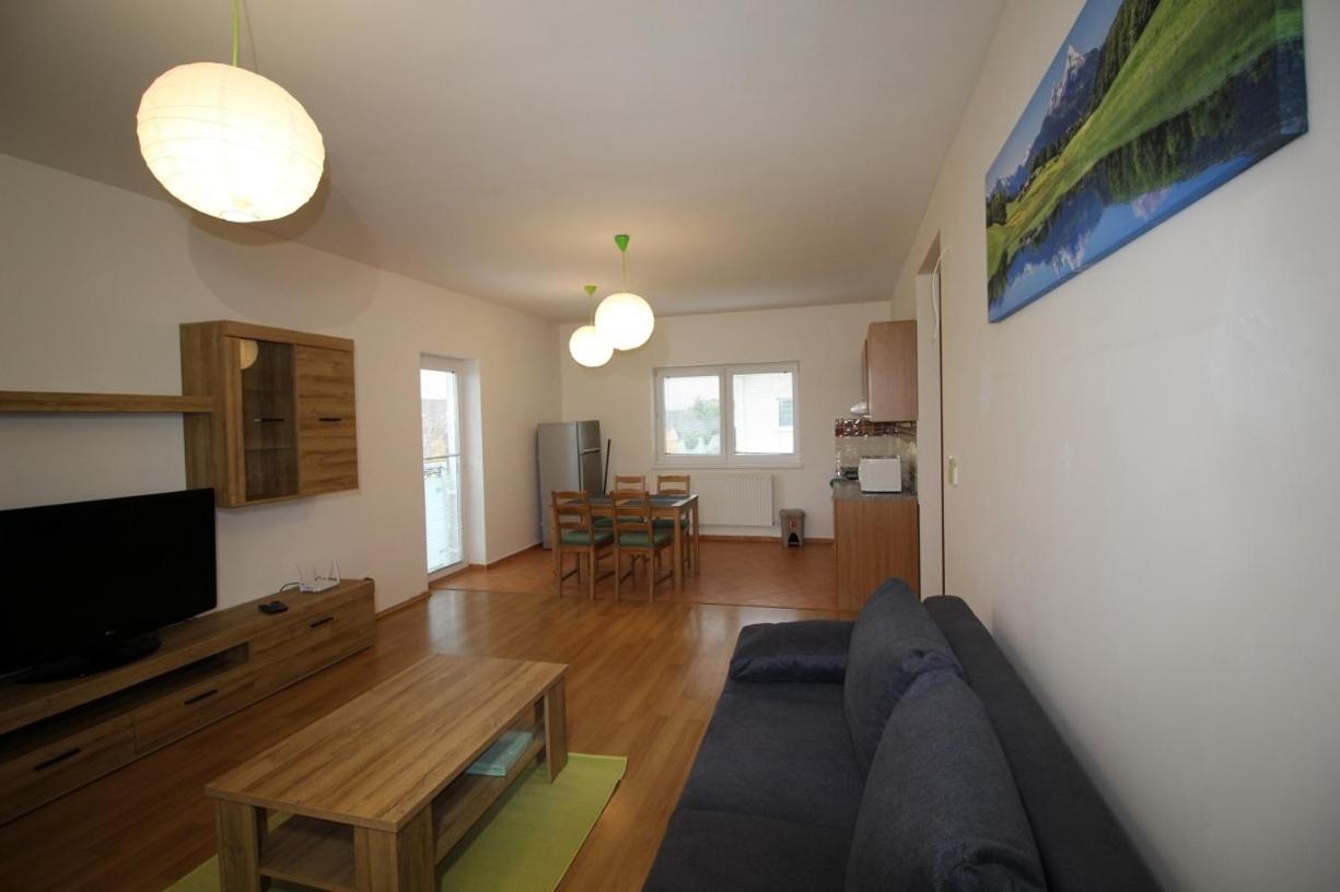 Apartman 502 Ruzindol Exterior photo