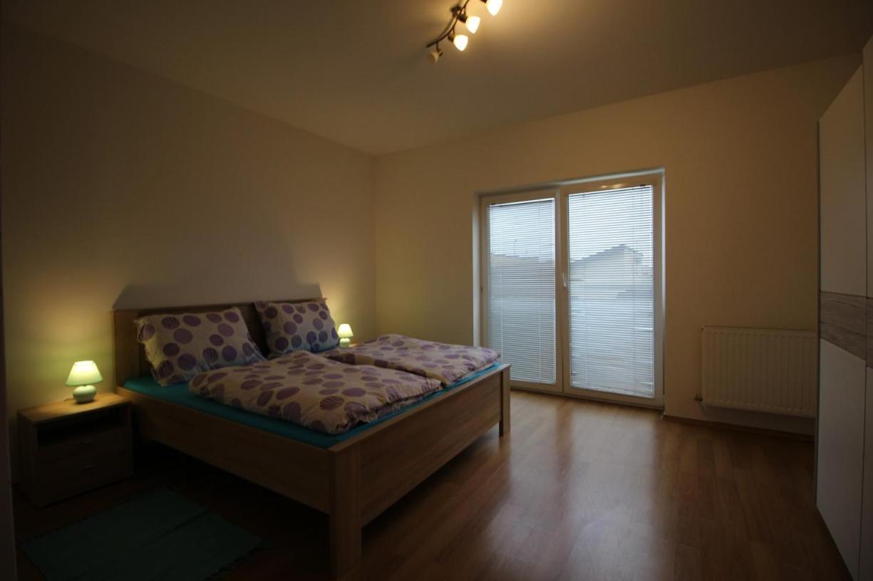 Apartman 502 Ruzindol Exterior photo