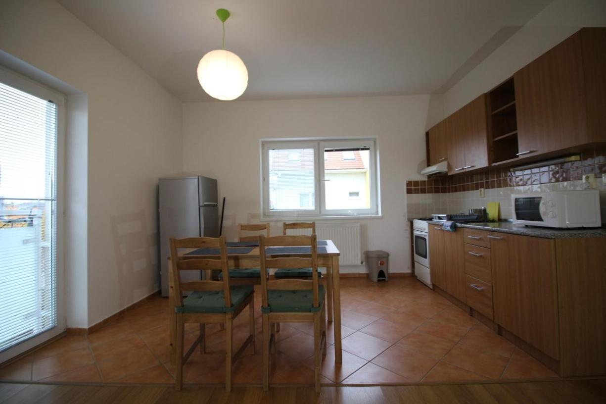 Apartman 502 Ruzindol Exterior photo