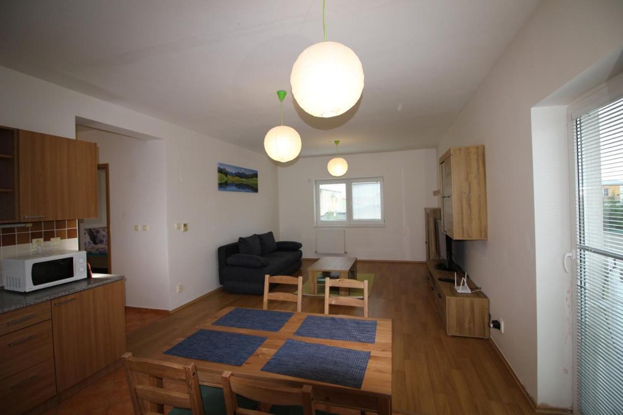 Apartman 502 Ruzindol Exterior photo